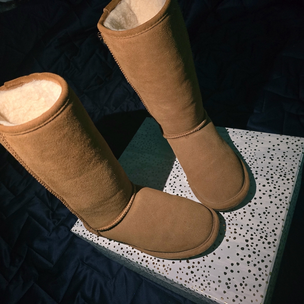 Authentic Bearpaw Boots